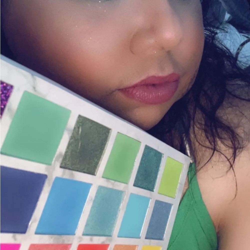 Pastel Explosion Eyeshadow Palette - Multi Pastel Shades
